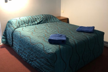 Bed — Motels in Moranbah, QLD